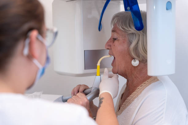Best Weekend Emergency Dental Services in Aberdeen, OH